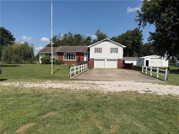 1486 215th Street, Fort Scott, KS 66701