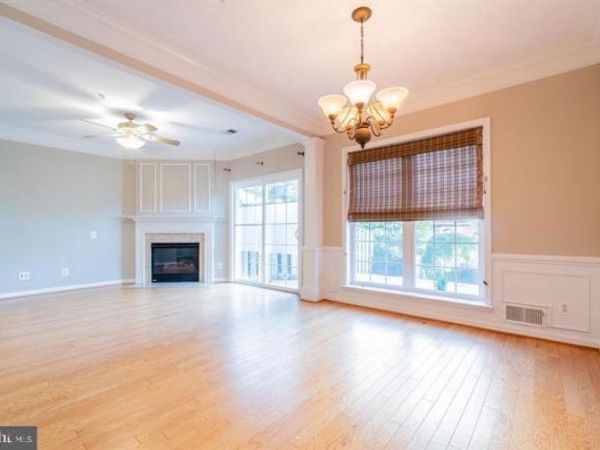 6325 D EAGLE RIDGE LANE, Unit 32, ALEXANDRIA, VA 22312