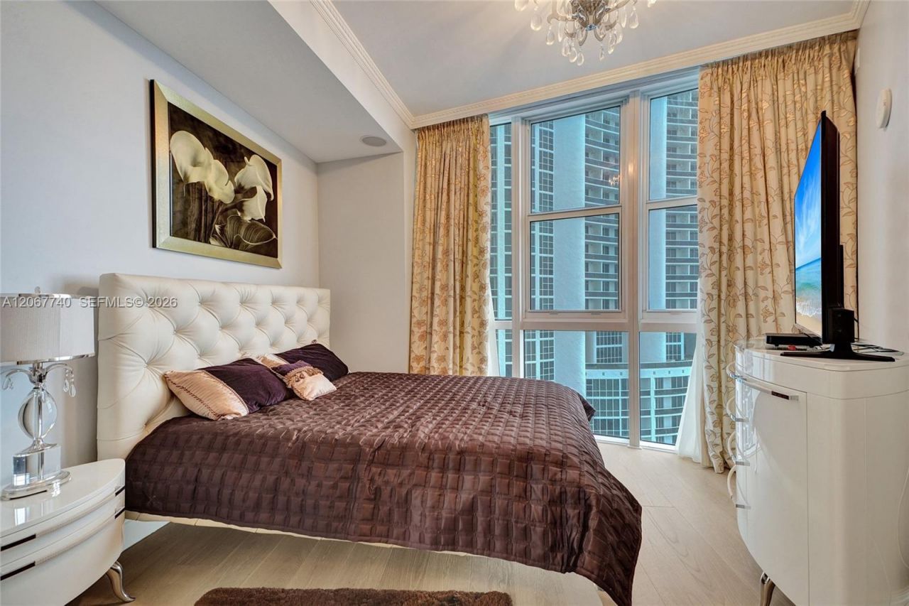 18201 Collins Ave , Unit 3309, Sunny Isles Beach, FL 33160 Photo