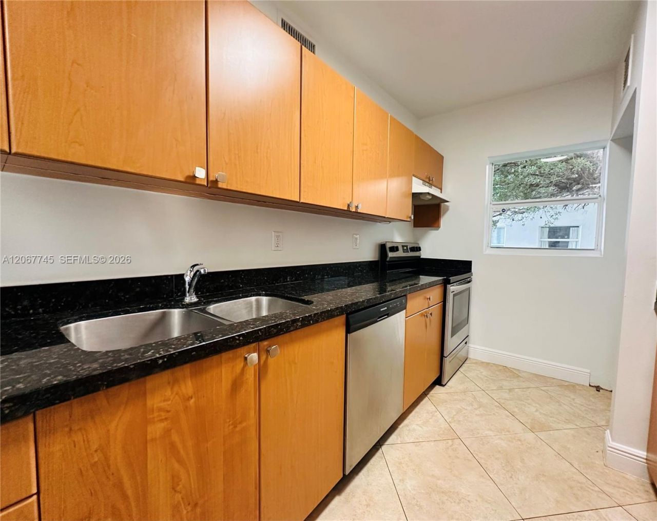 946 Bay Dr , Unit 7, Miami Beach, FL 33141 Photo