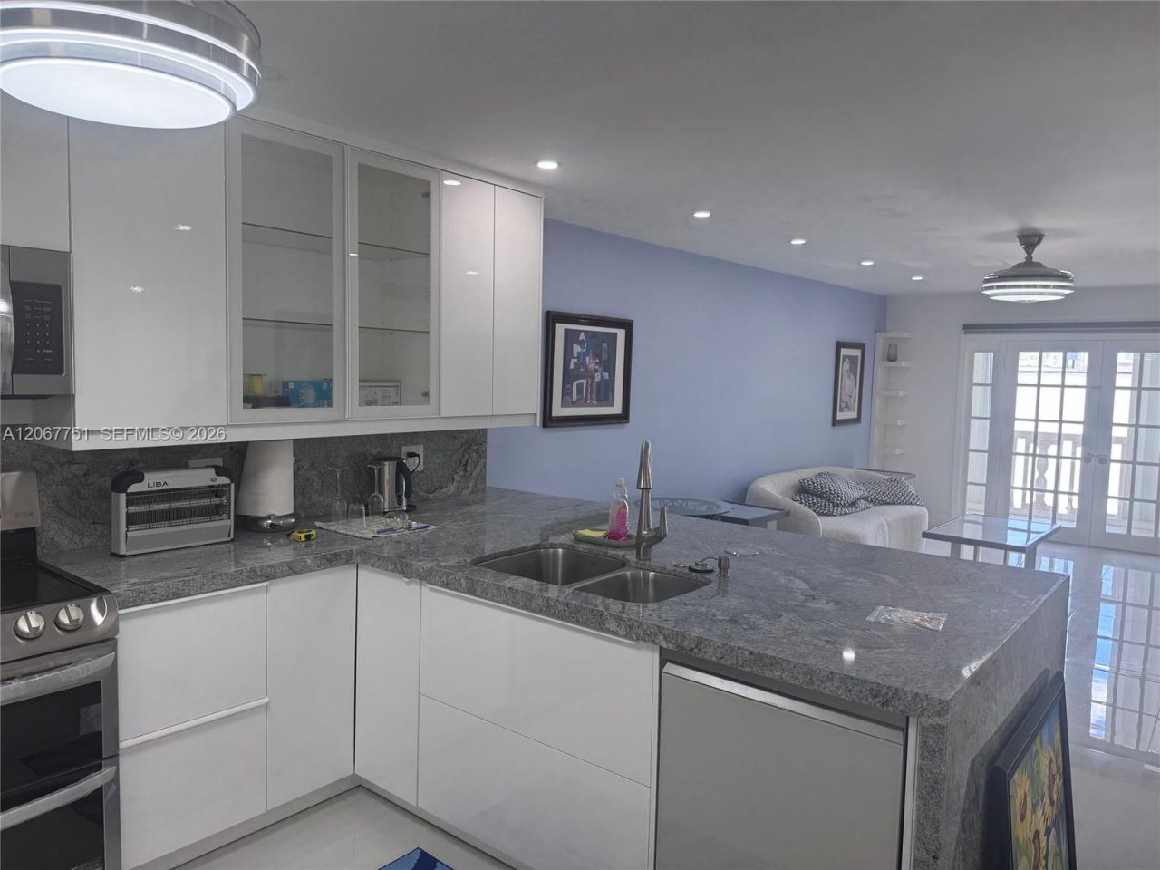 410 SE 2nd St , Unit 223, Hallandale Beach, FL 33009 Photo