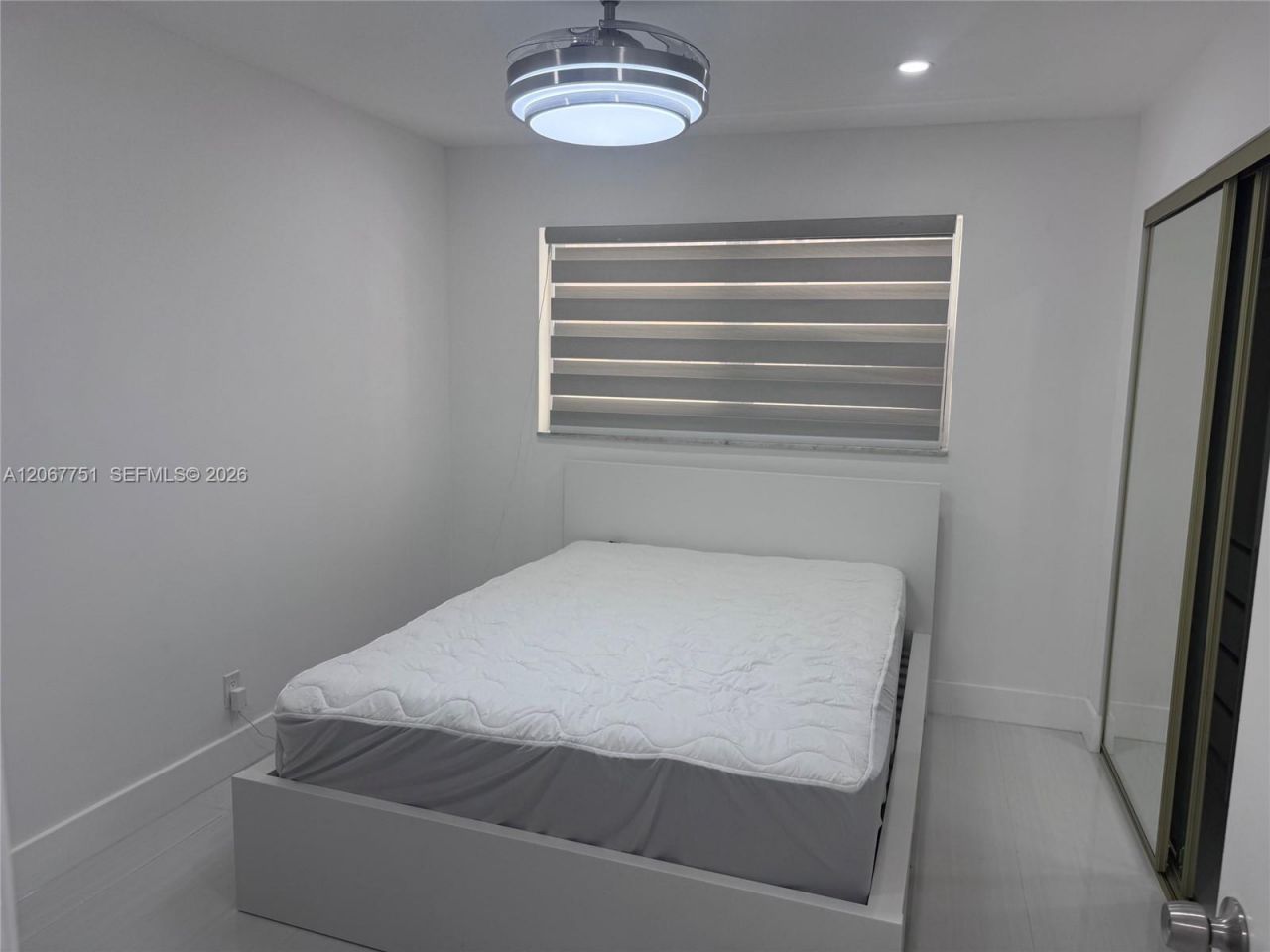 410 SE 2nd St , Unit 223, Hallandale Beach, FL 33009 Photo