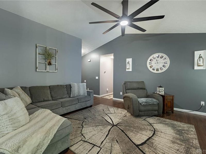 21 Clearbrook Drive, Franklin, OH 45005 Photo 4