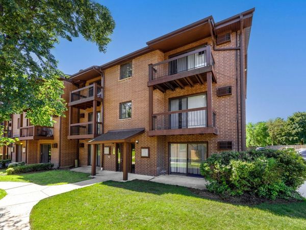 1515 N Winslowe Drive , Unit 1B, Palatine, IL 60074