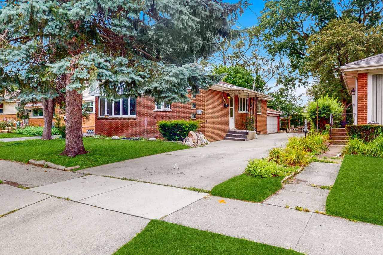 5539 Theobald Road, Morton Grove, IL 60053 Main Photo