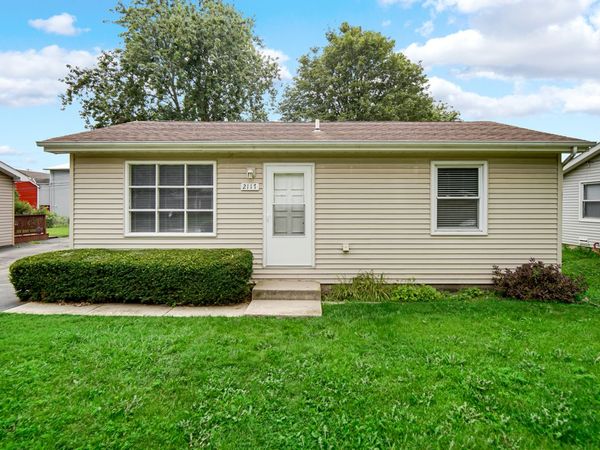 2117 Greengold Street , Crest Hill, IL 60403