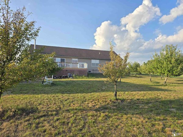 10301 Hoffman Road, Maybee, MI 48159