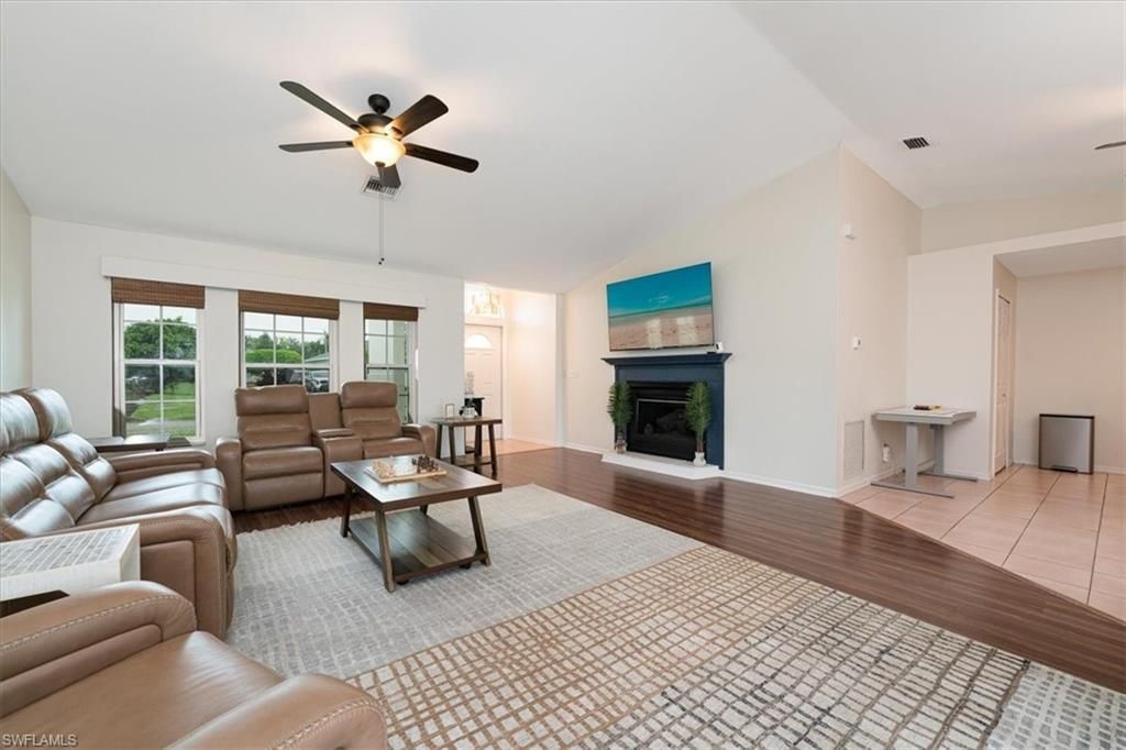 8312 Tahiti Rd, Fort Myers, FL 33967 Photo