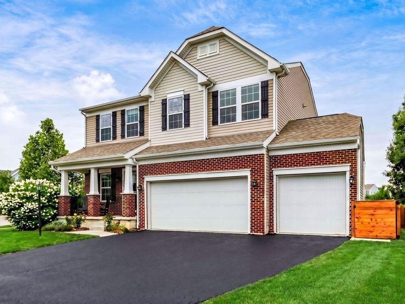 305 Eagles Nest Avenue , Johnstown, OH 43031 Photo 3