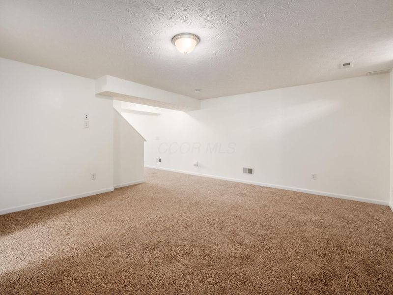 305 Eagles Nest Avenue , Johnstown, OH 43031 Photo 41