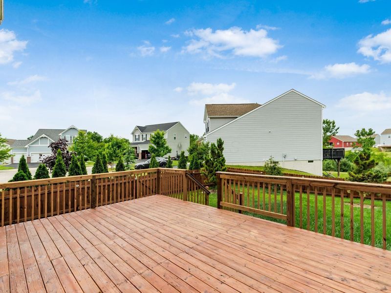 305 Eagles Nest Avenue , Johnstown, OH 43031 Photo 6