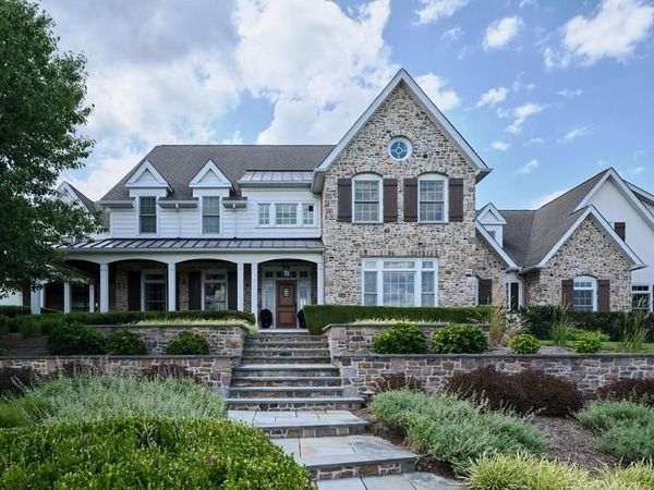 9 VINTAGE FARM LANE, NEWTOWN, PA 18940