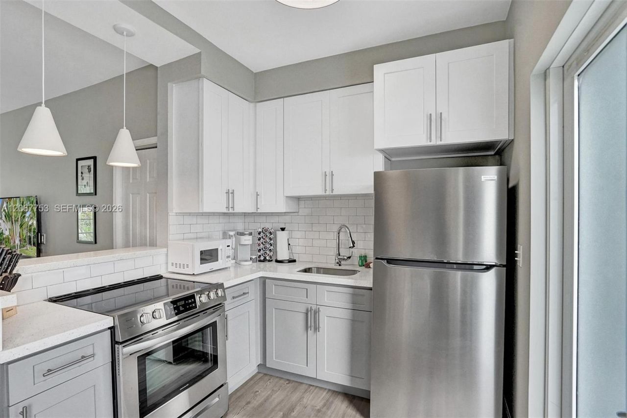 1431 Lincoln Ter, Unit 3, Miami Beach, FL 33139 Photo