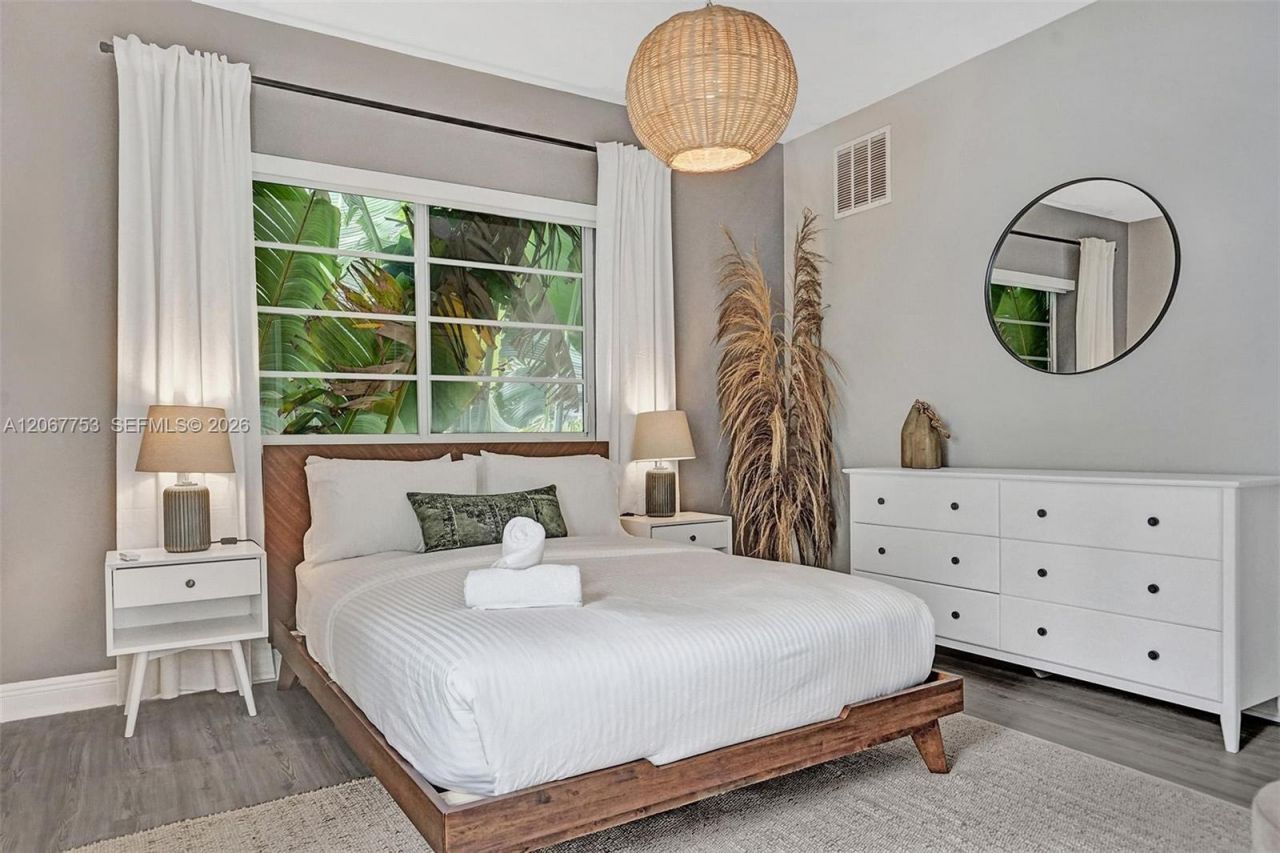 1431 Lincoln Ter, Unit 3, Miami Beach, FL 33139 Photo