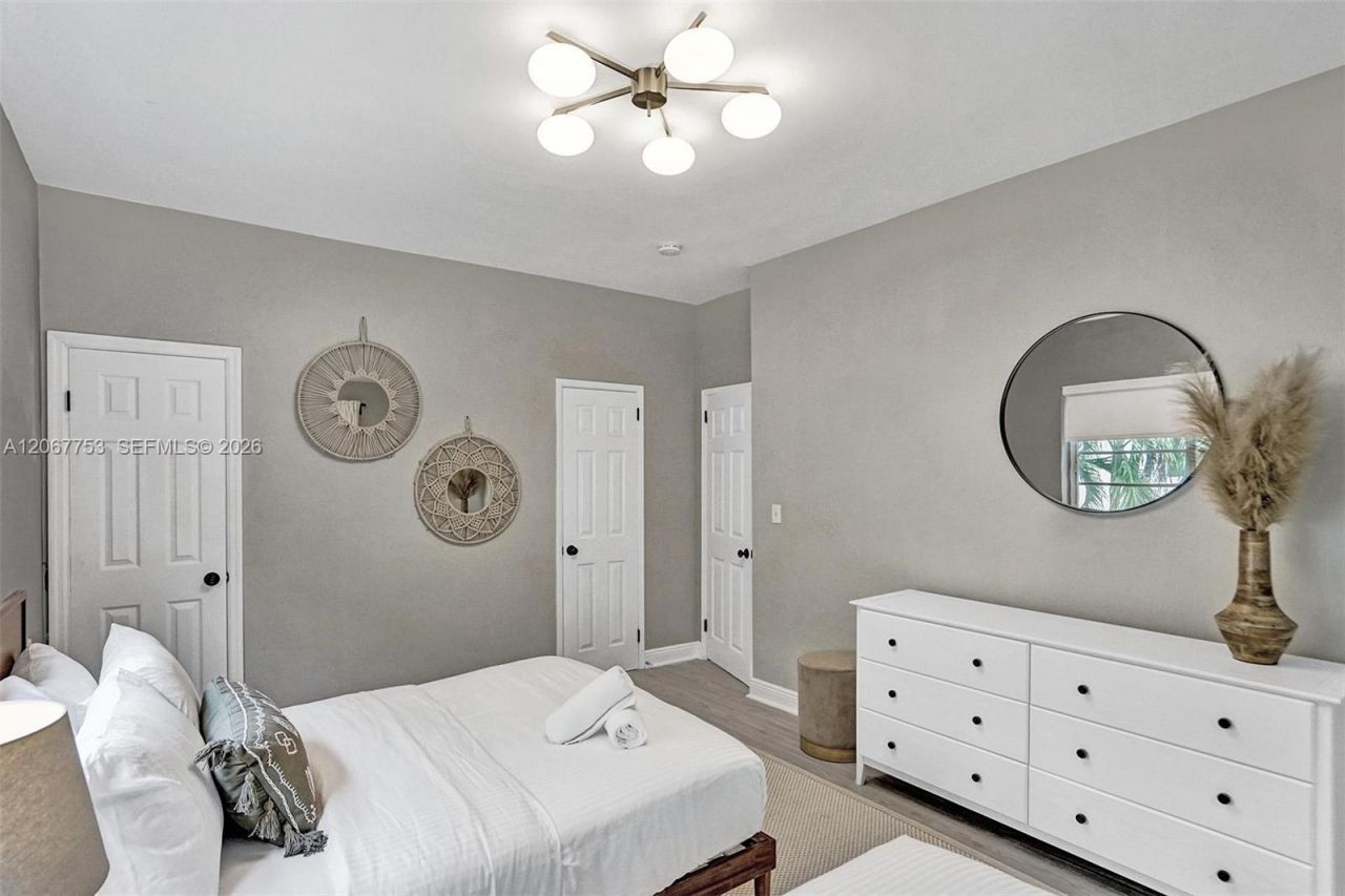 1431 Lincoln Ter, Unit 3, Miami Beach, FL 33139 Photo