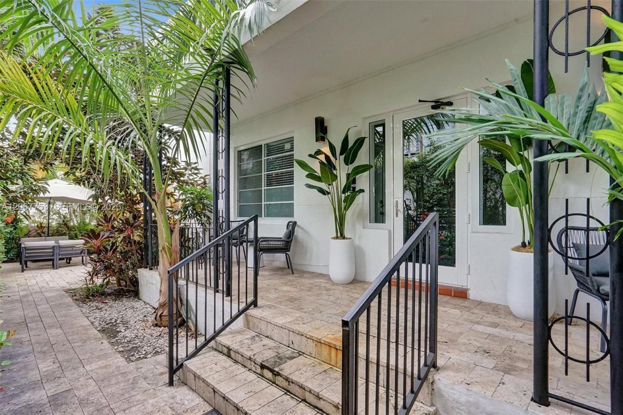 1431 Lincoln Ter, Unit 3, Miami Beach, FL 33139 Photo