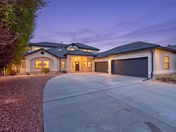 11127 Inverness Court NE, Albuquerque, NM 87111
