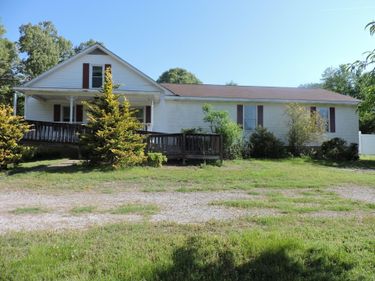 441 Clark Line , Paducah, KY 42003