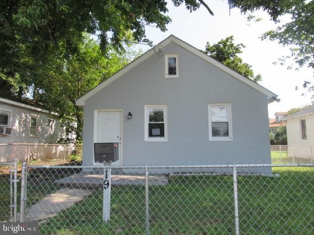 19 Willis Avenue, Penns Grove, NJ 08069 Main Photo