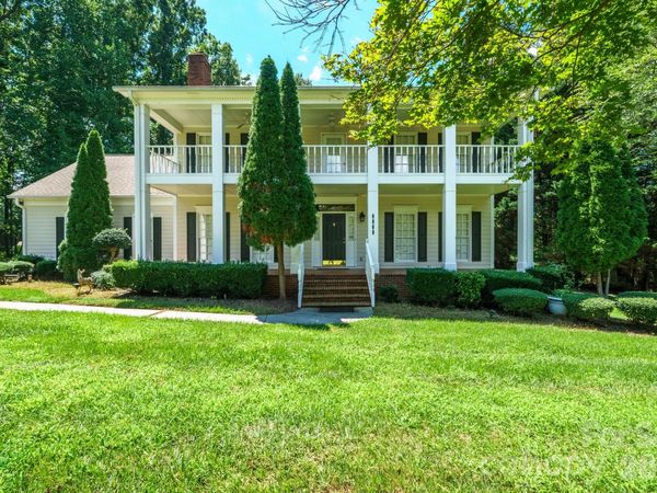 7000 Hollow Oak Drive, Charlotte, NC 28227