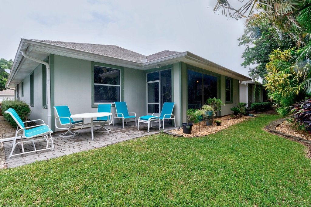 325 Hawthorne Lane, Vero Beach, FL 32962 Photo