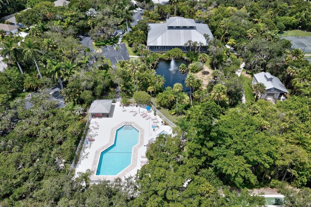 325 Hawthorne Lane, Vero Beach, FL 32962 Photo