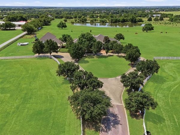 3112 Harris Street, Gainesville, TX 76240