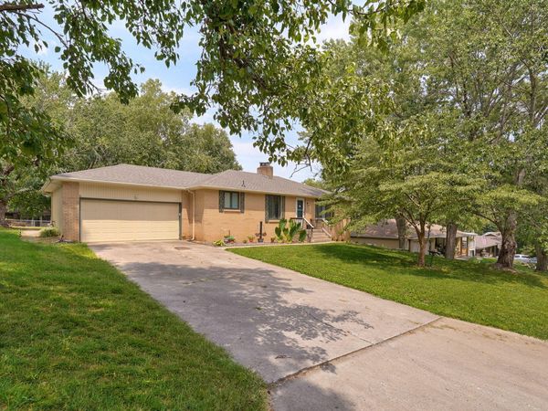 2625 W Village Lane , Springfield, MO 65807