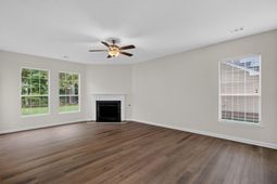 180 Hainsworth Drive photo 4