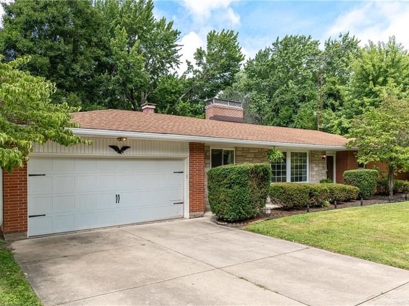3426 Napanee Drive, Beavercreek, OH 45430 Photo 5