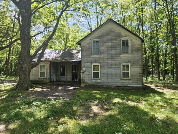 2986 W Thar Road, Coloma, MI 49038