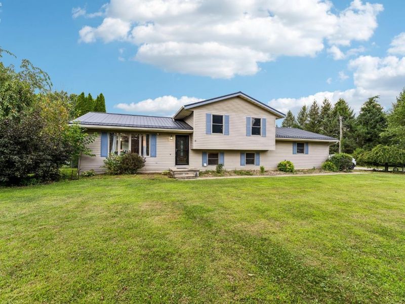 6607 Poorman Road, Vermilion, OH 44089 Photo 1