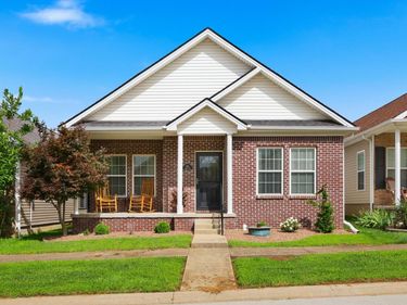 156 Ridge View Road, Versailles, KY 40383
