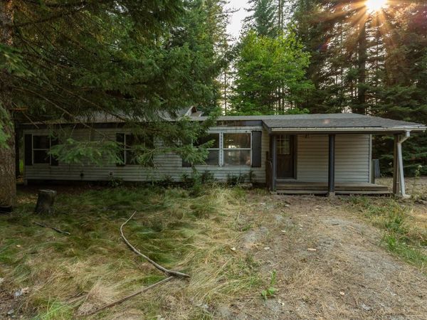 4631C N Swenson Rd, Clayton, WA 99110