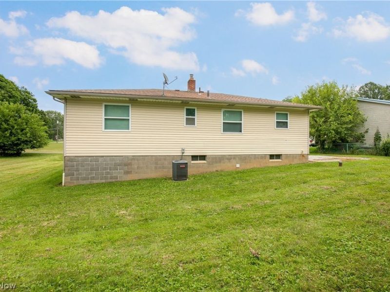 472 Columbine Avenue , Akron, OH 44312 Photo 27