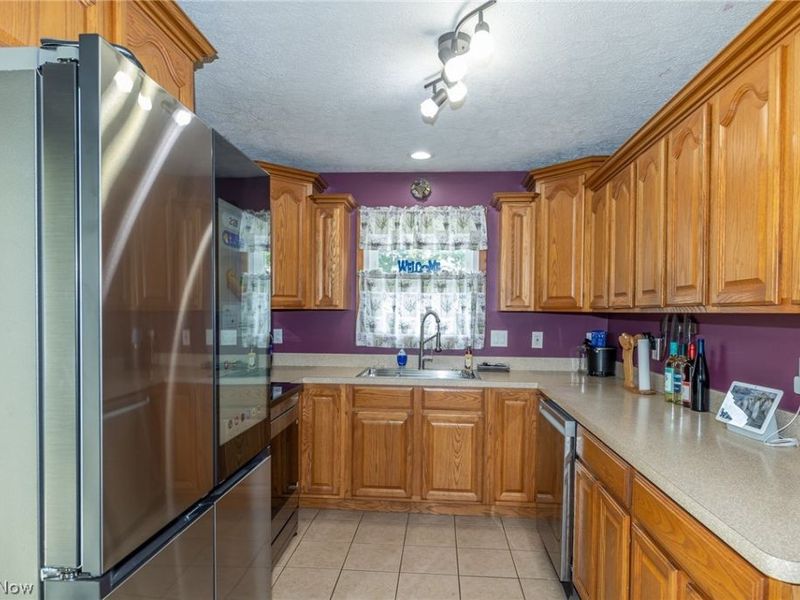 33709 Brokaw Road , Columbia Station, OH 44028 Photo 10