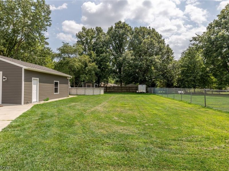 33709 Brokaw Road , Columbia Station, OH 44028 Photo 30