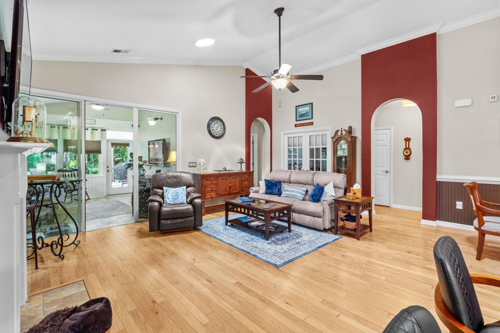 701 Bay Hill Ct. Photo 15