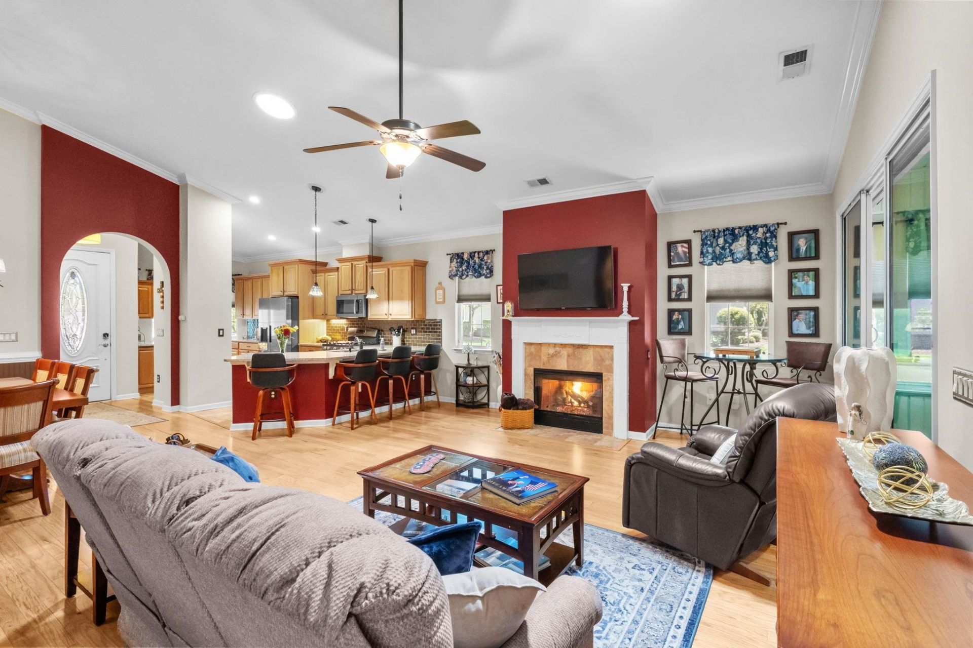 701 Bay Hill Ct. Photo 16