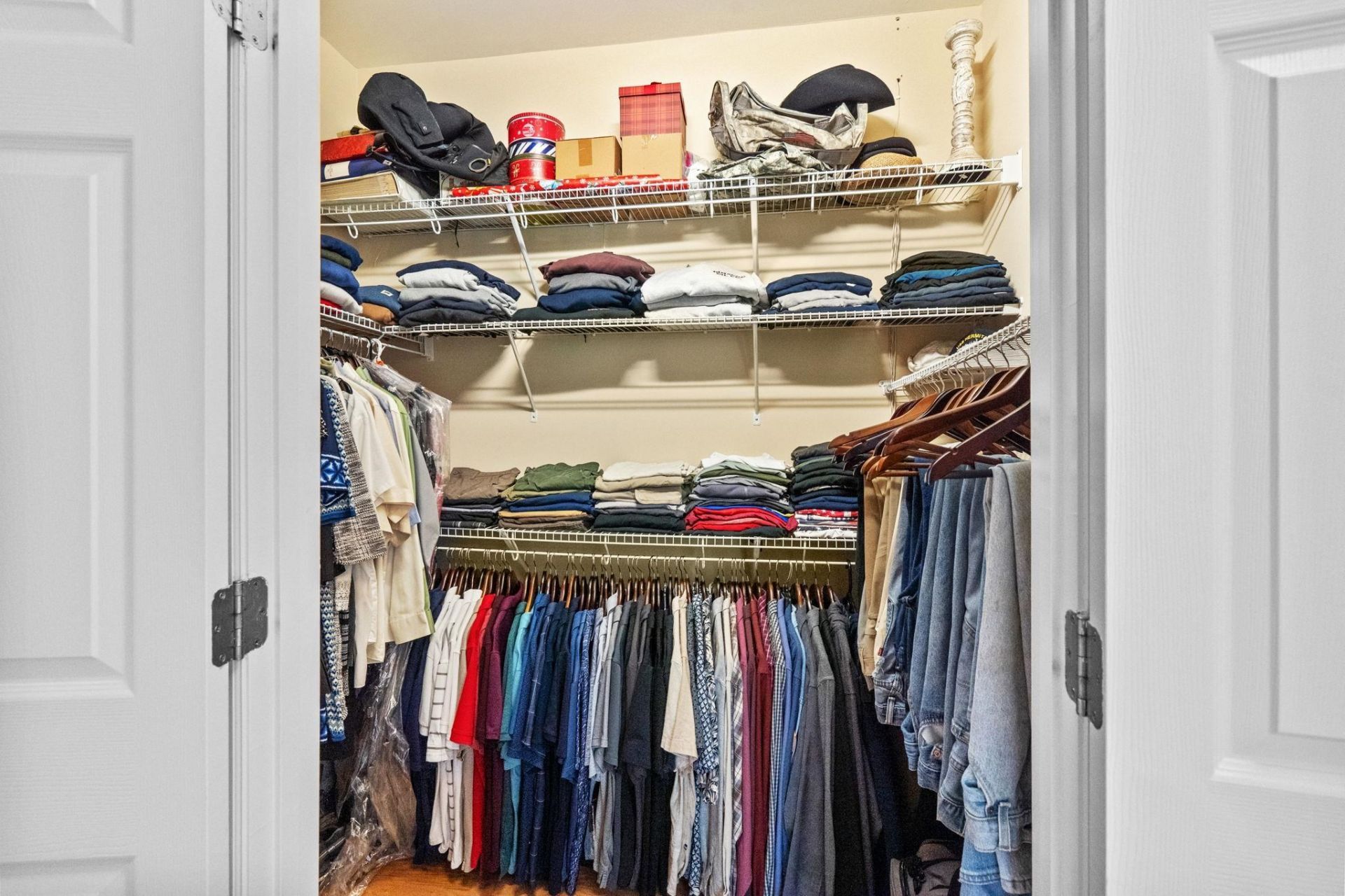 701 Bay Hill Ct. Photo 29