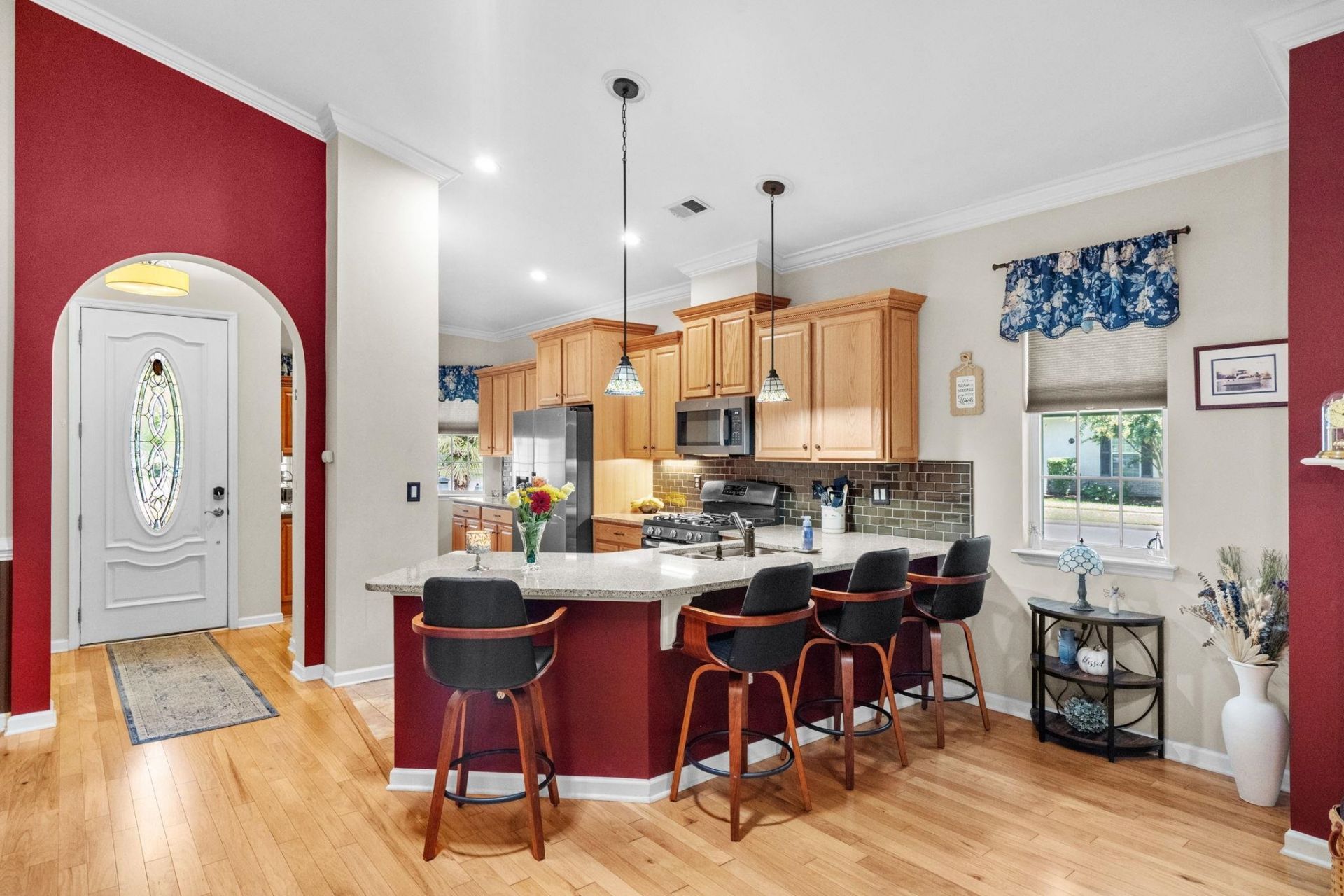 701 Bay Hill Ct. Photo 8