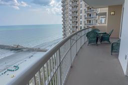 8500 Margate Circle photo 4