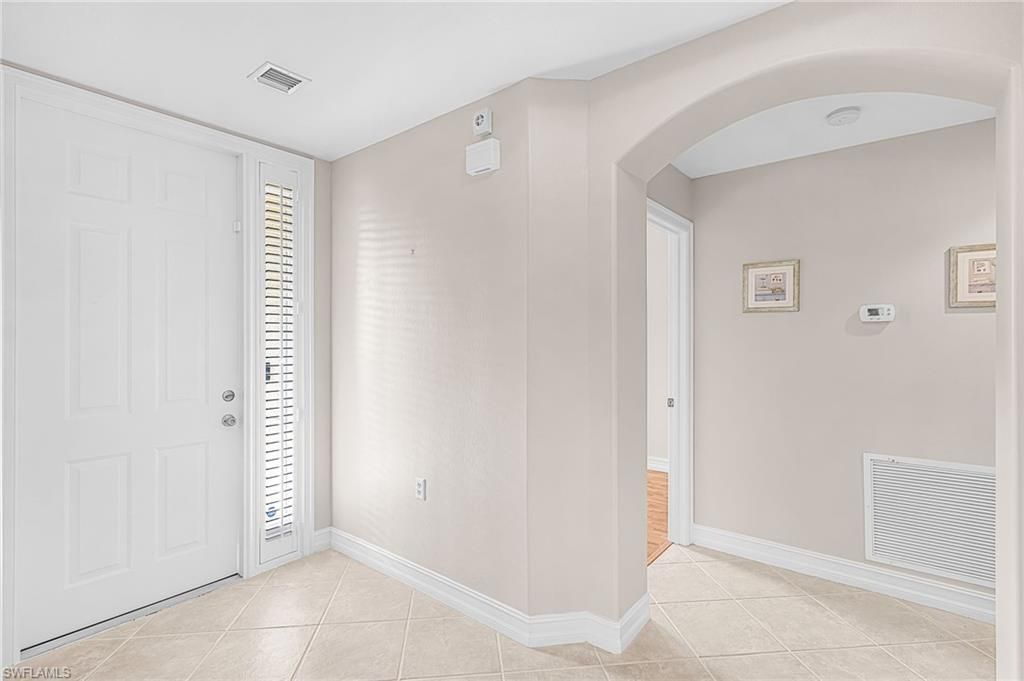 12061 Brassie Cir, Unit B102, Fort Myers, FL 33913 Photo