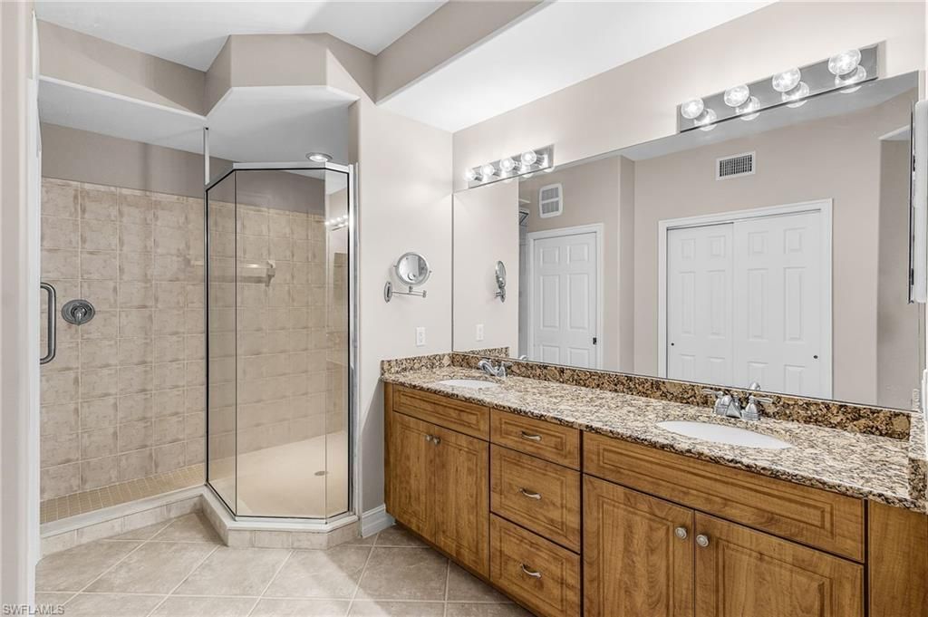 12061 Brassie Cir, Unit B102, Fort Myers, FL 33913 Photo