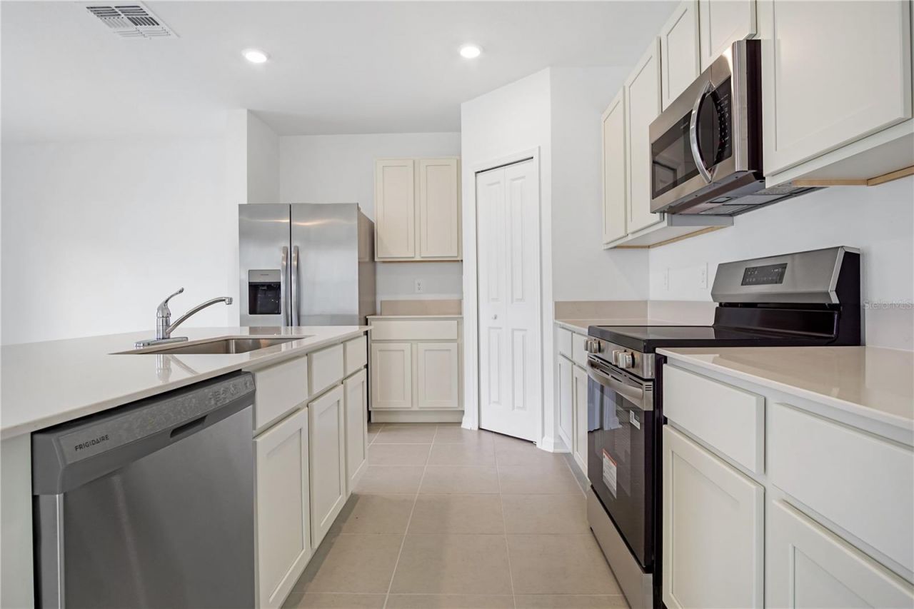 2728 Lookout Ridge Road, Lake Hamilton, FL 33851 Photo