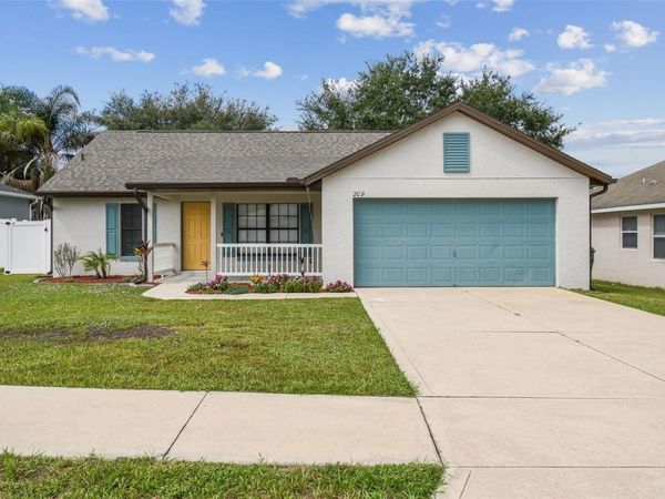 209 GOLDIE STREET , LEESBURG, FL 34748