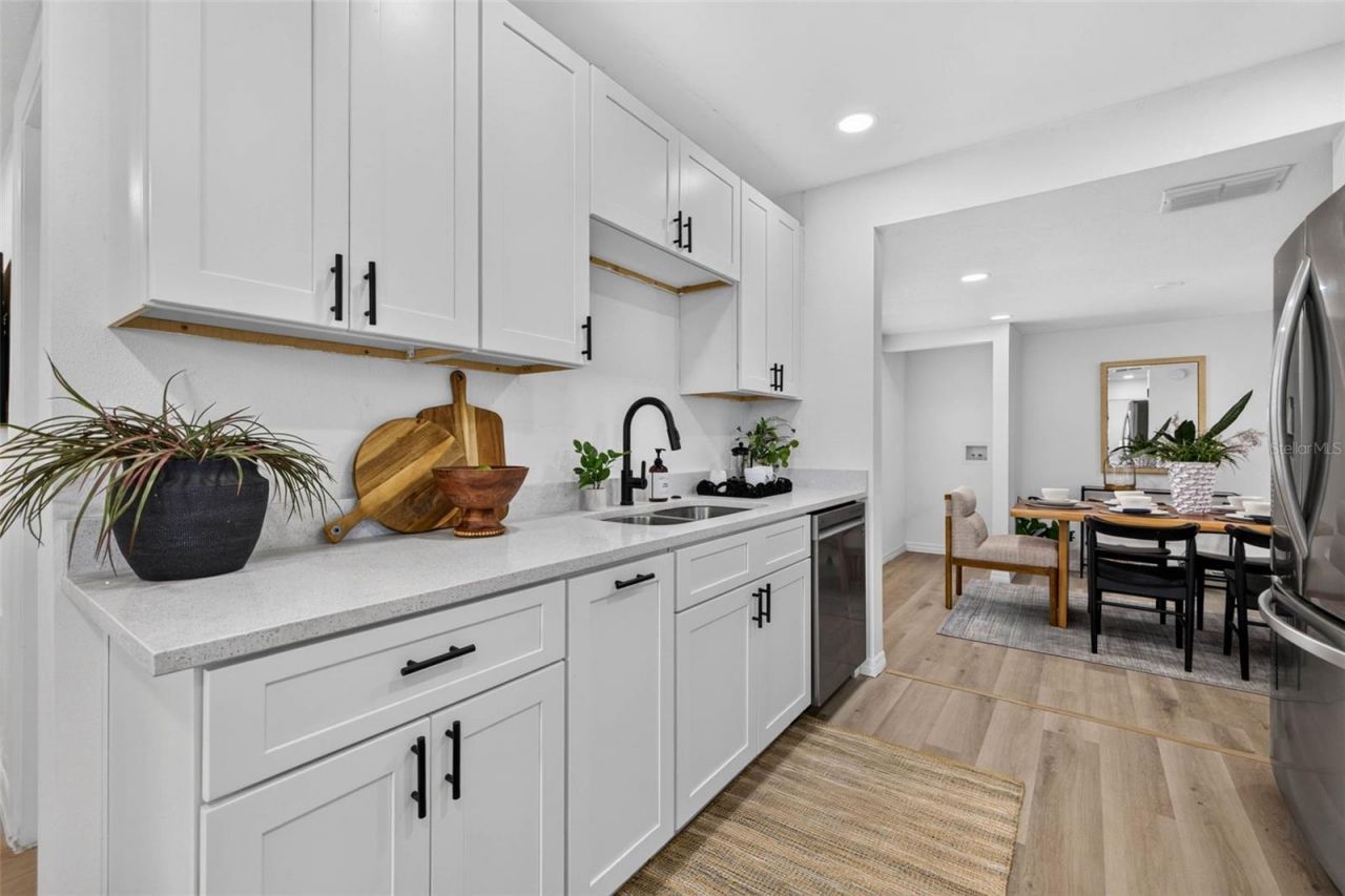4110 3rd Avenue S, Saint Petersburg, FL 33711 Photo