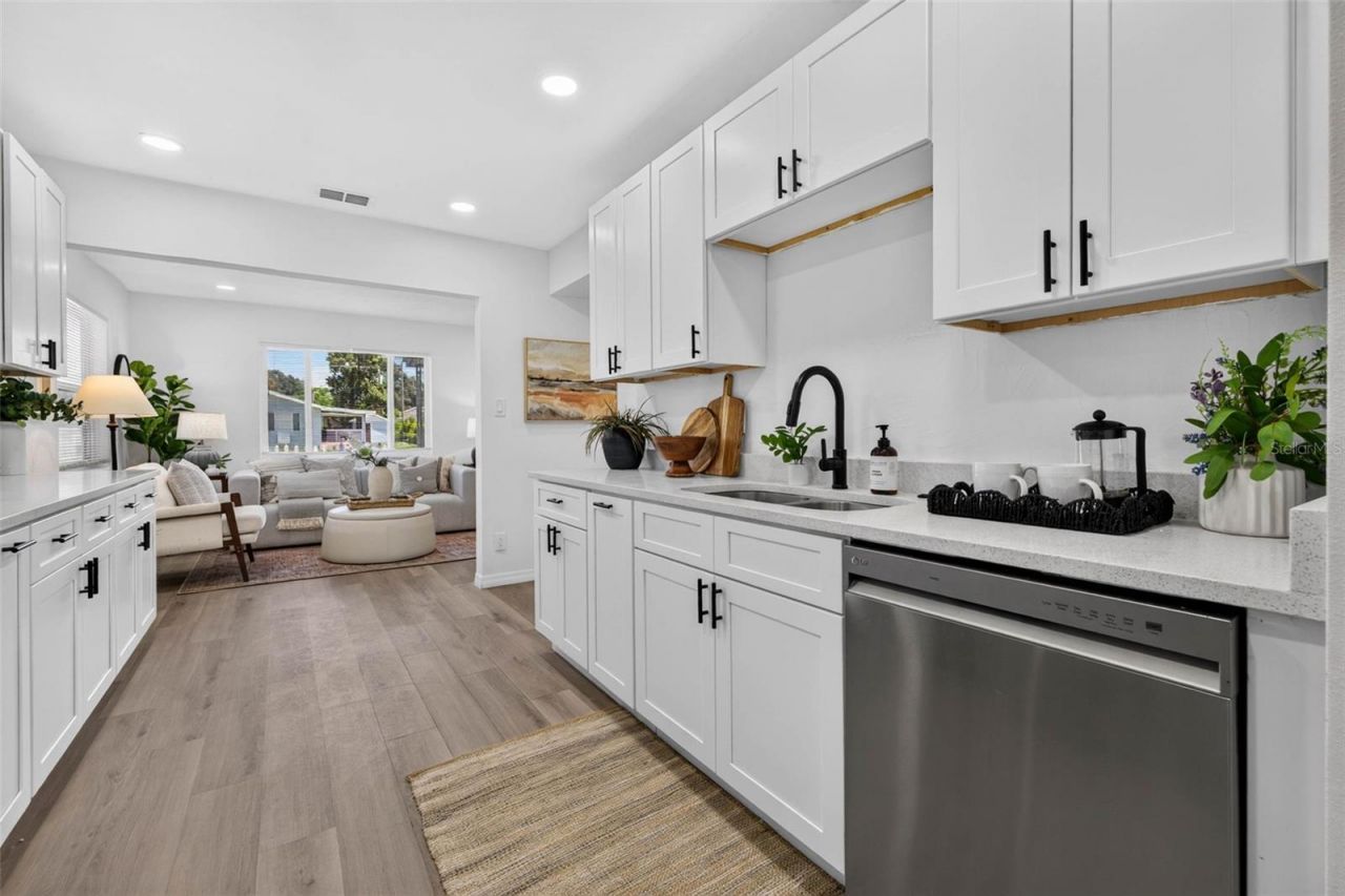 4110 3rd Avenue S, Saint Petersburg, FL 33711 Photo
