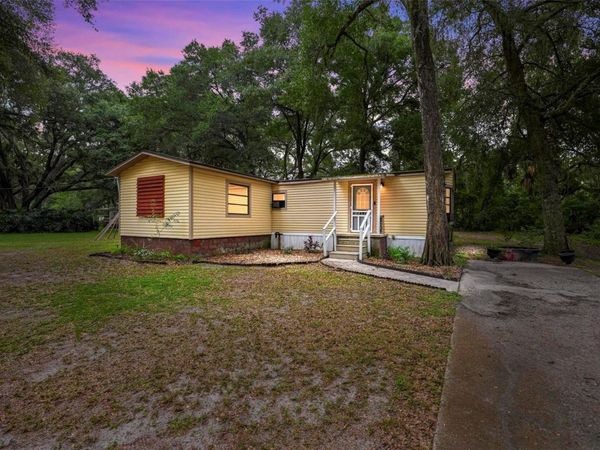 43110 E 4TH STREET , PAISLEY, FL 32767