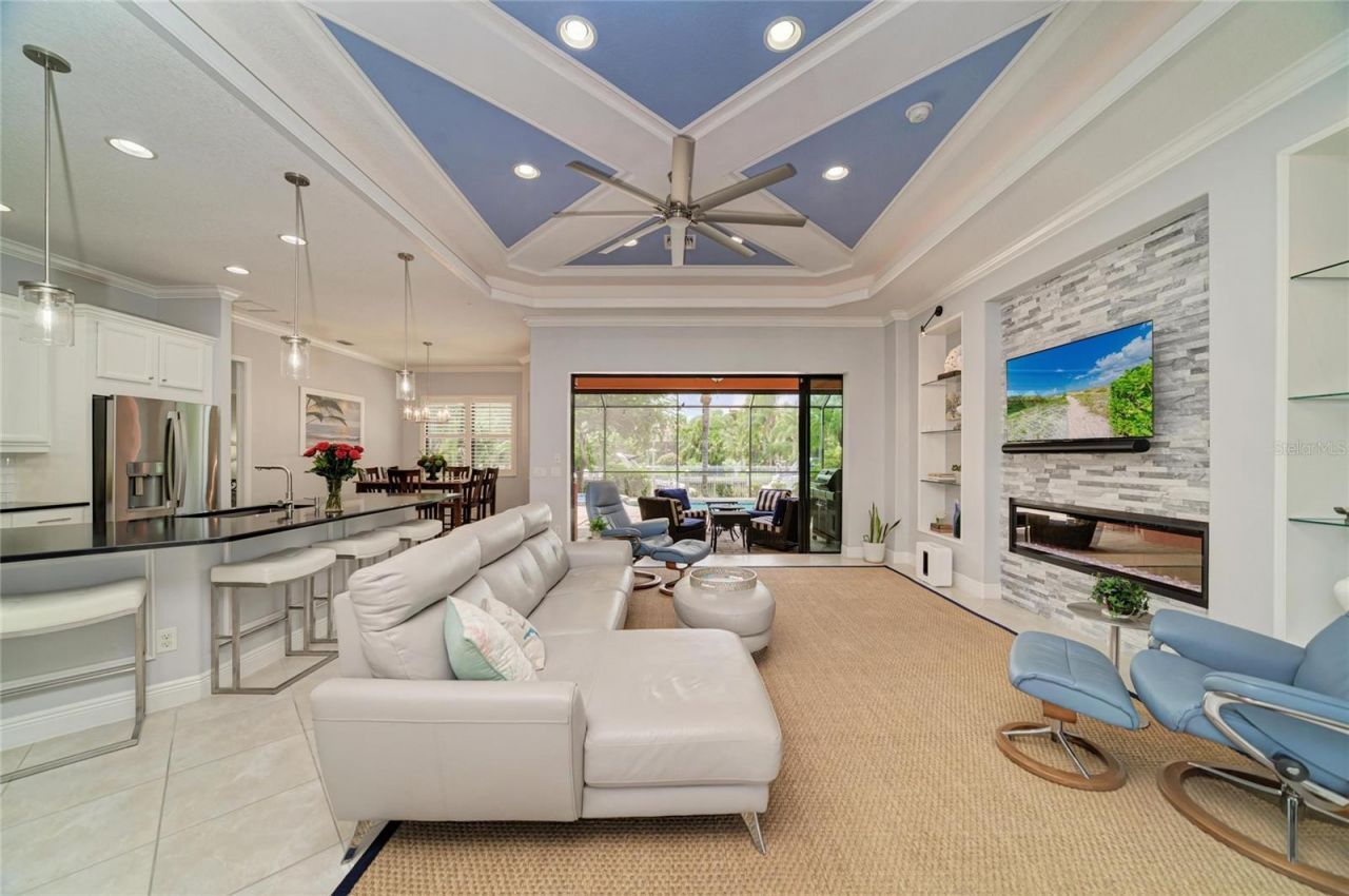 545 Mast Drive, Bradenton, FL 34208 Photo